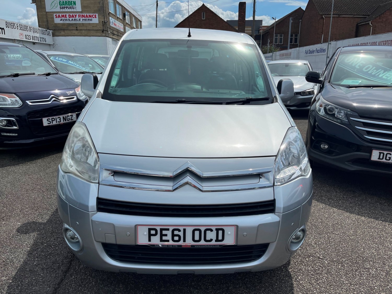 Used Citroen Berlingo Multispace Hdi Vtr Dr Doors Mpv For