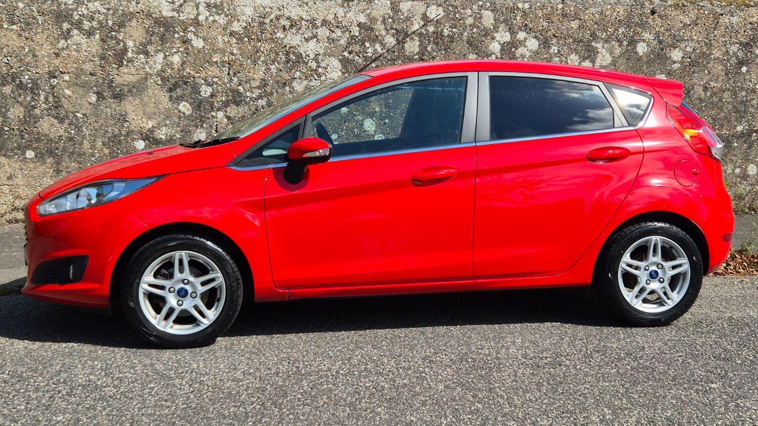 Ford Fiesta Listing Image