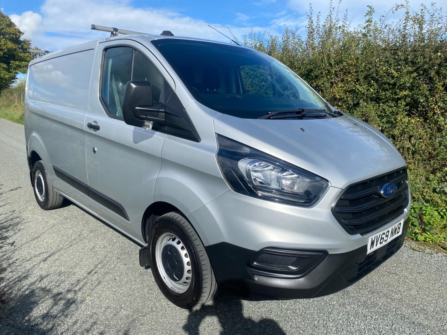 Ford Transit Custom Listing Image