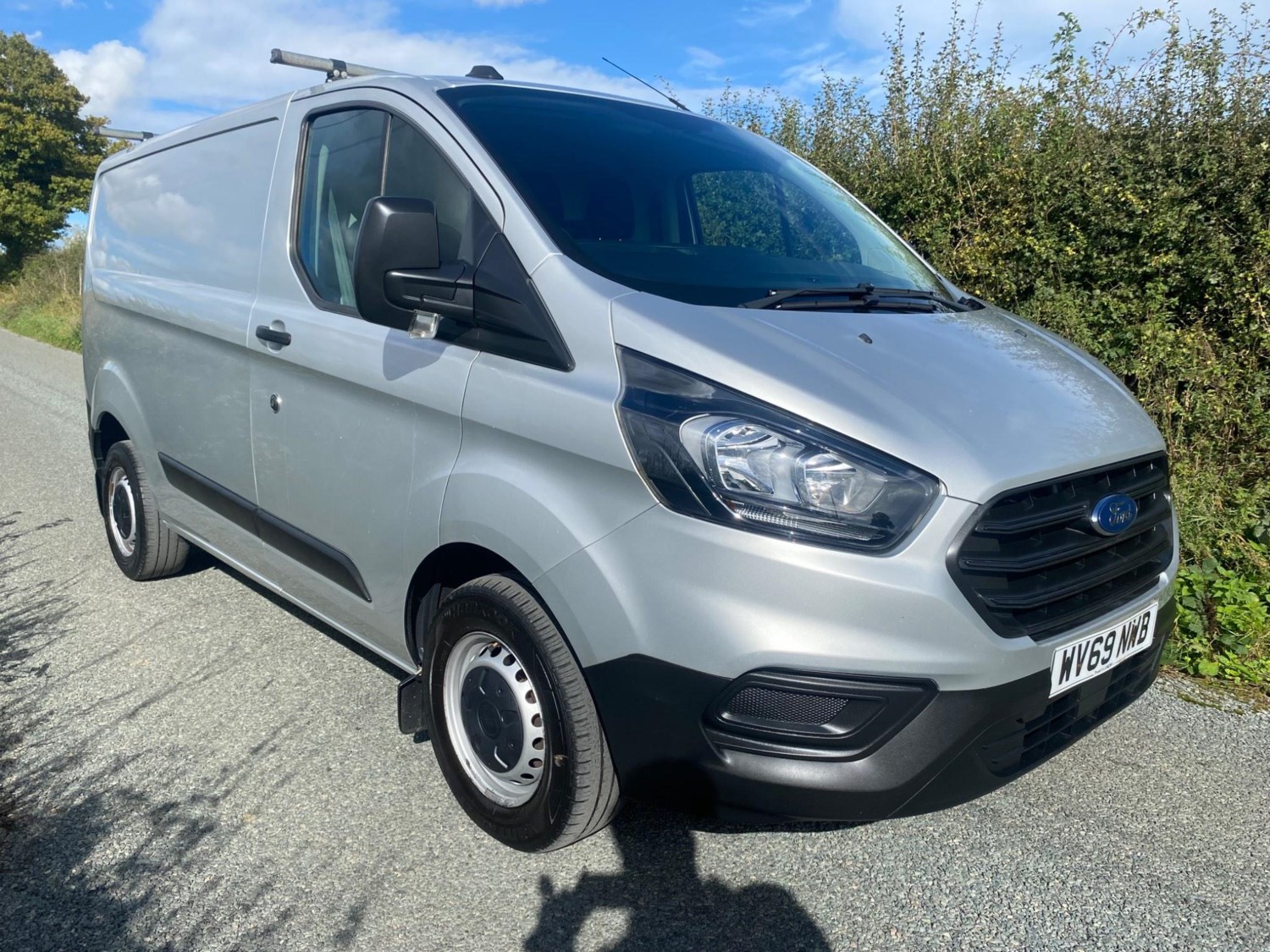 Ford Transit Custom Listing Image