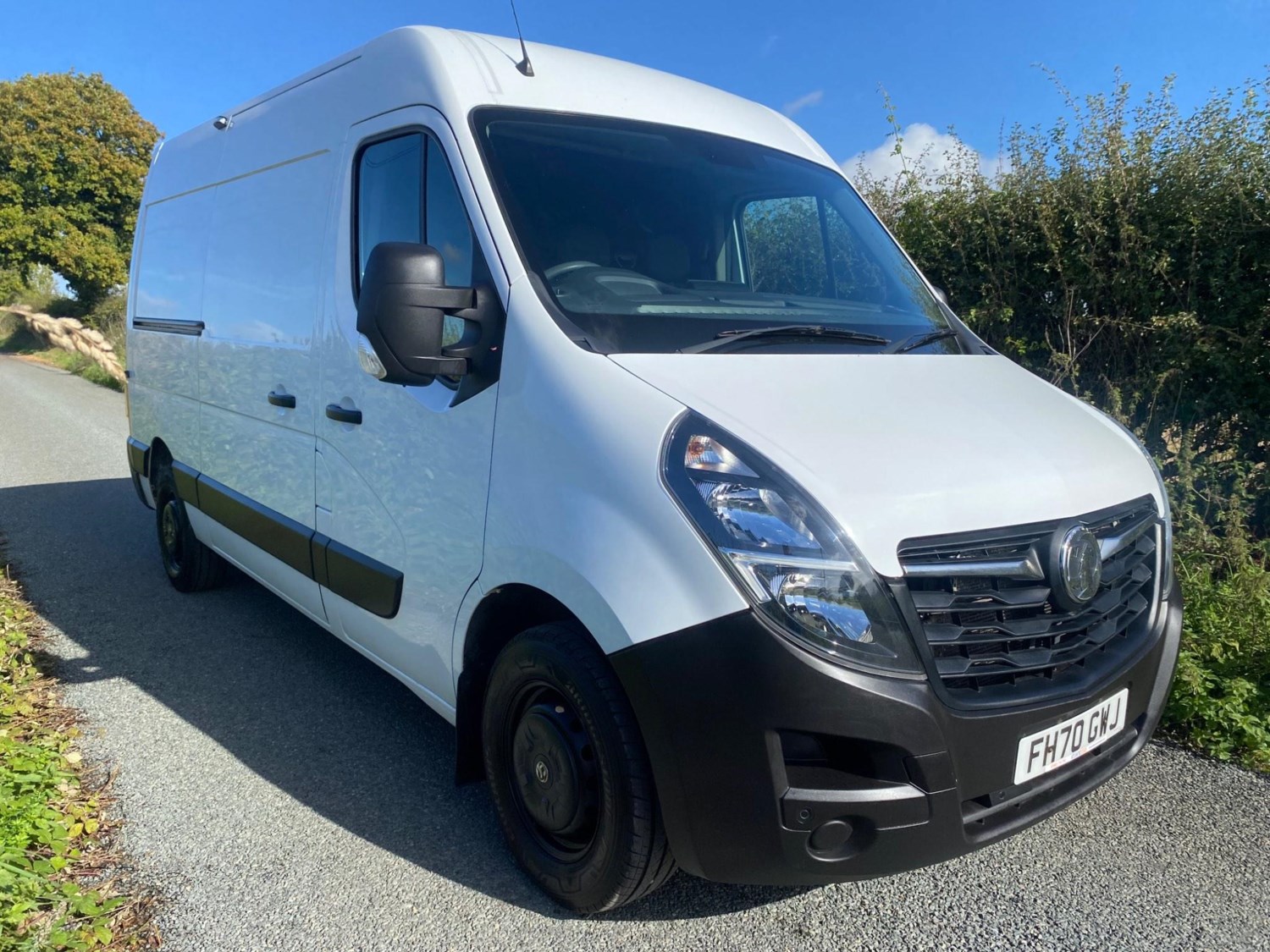 Vauxhall Movano Listing Image