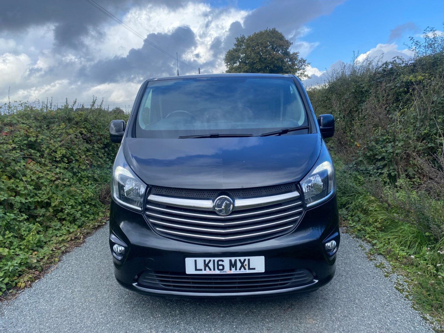 Vauxhall Vivaro Listing Image