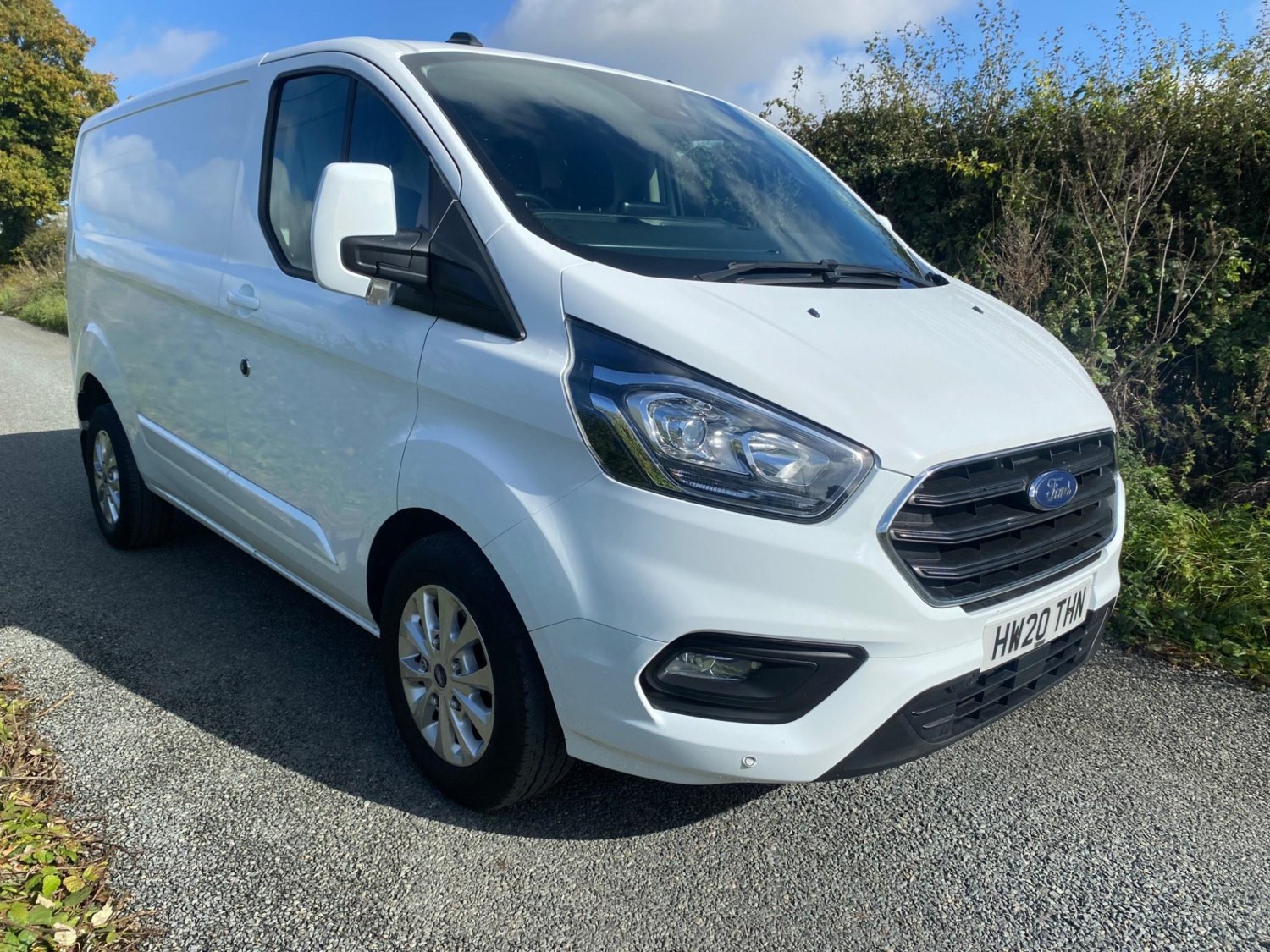 Ford Transit Custom Listing Image