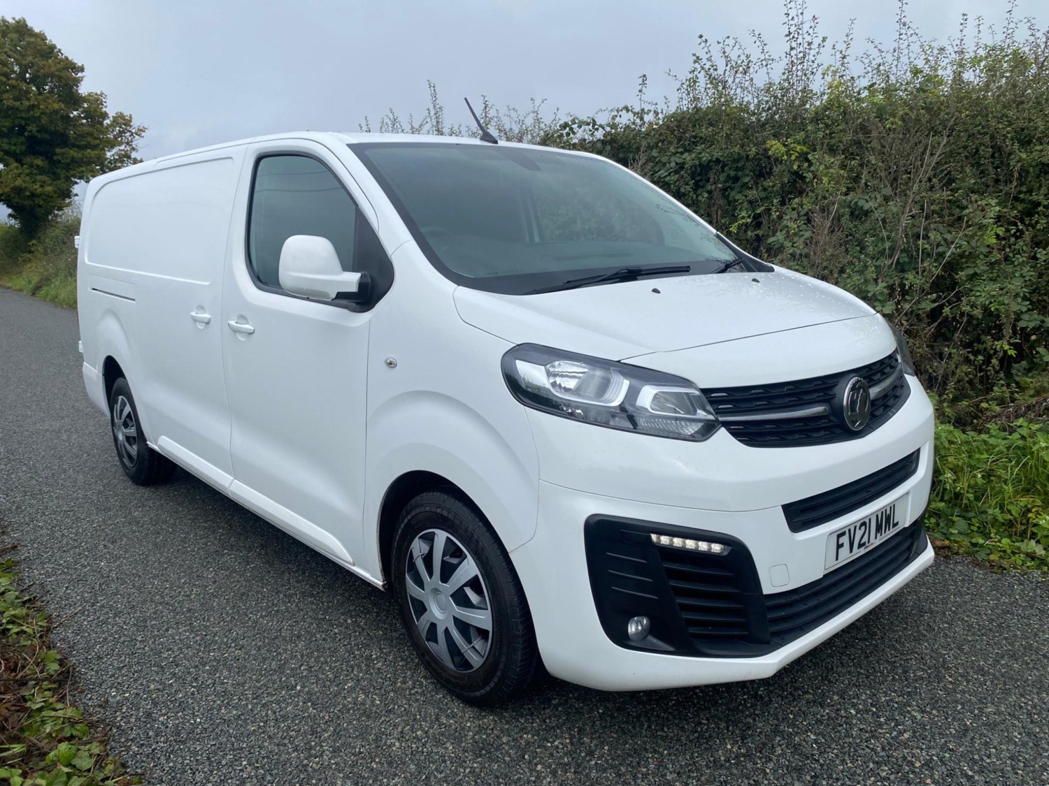 Vauxhall Vivaro Listing Image