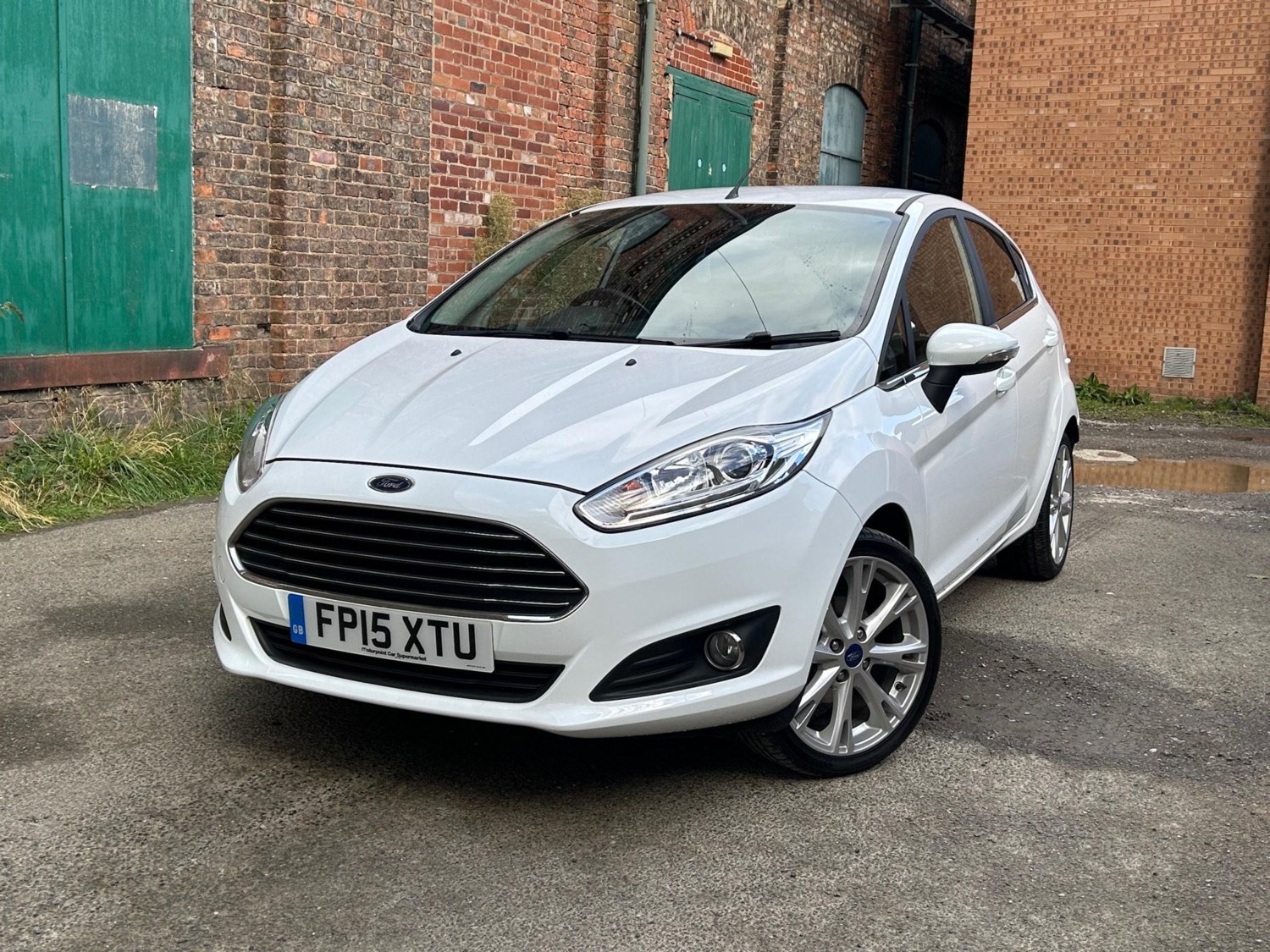 Ford Fiesta Listing Image