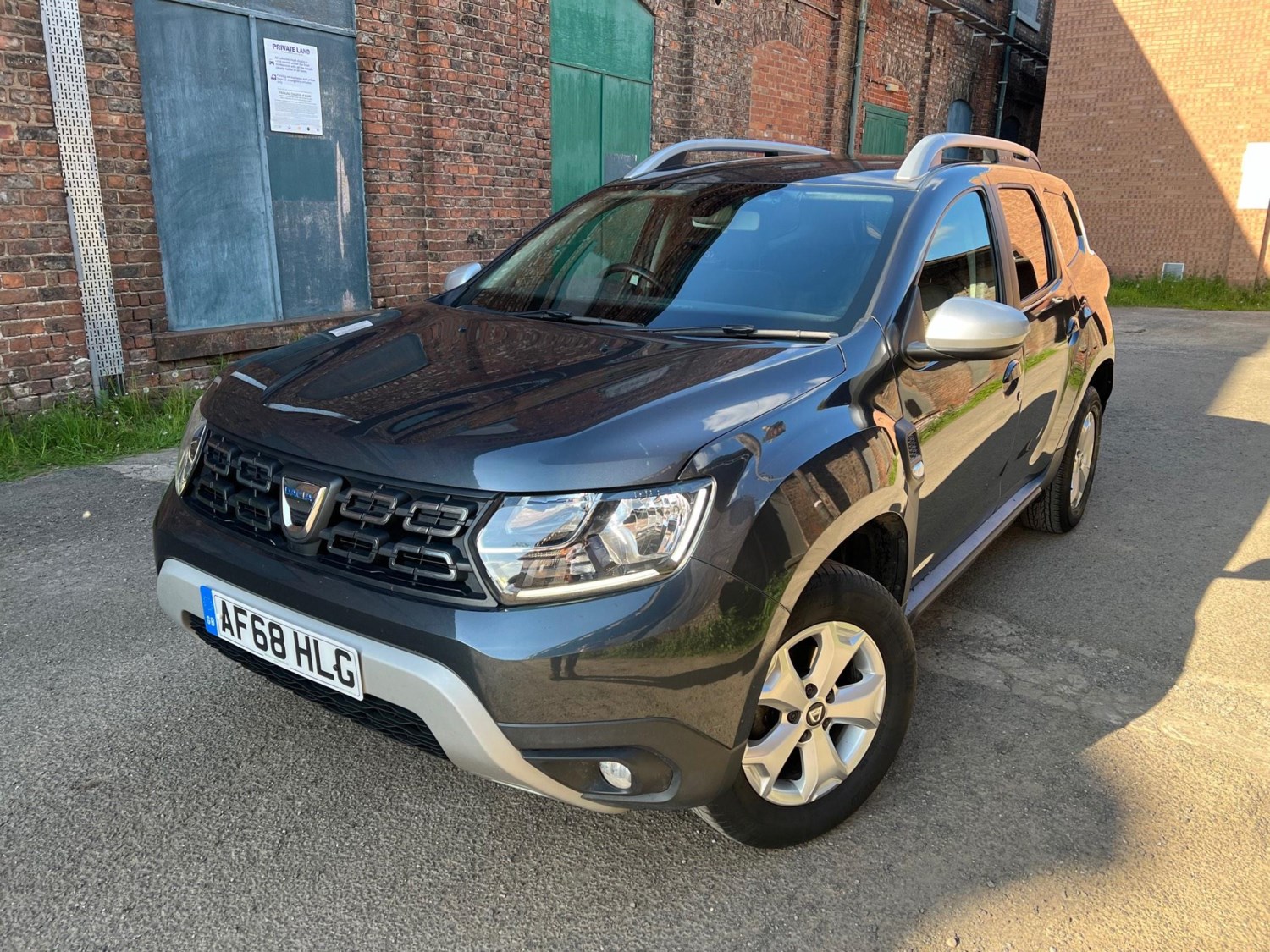 Dacia Duster Listing Image