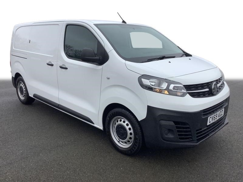 Vauxhall Vivaro Listing Image