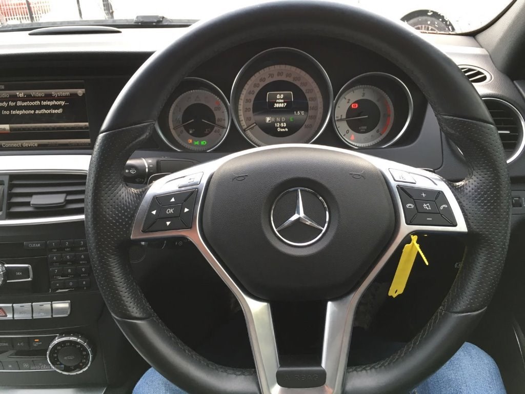 Mercedes-Benz C-Class Listing Image