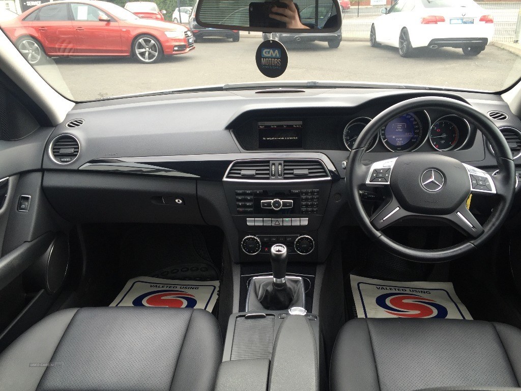 Mercedes-Benz C-Class Listing Image