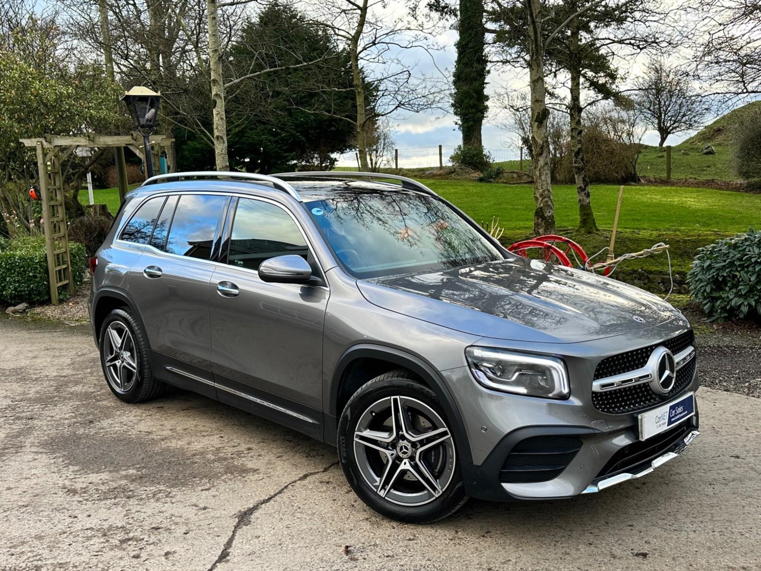 Mercedes-Benz GLB Listing Image