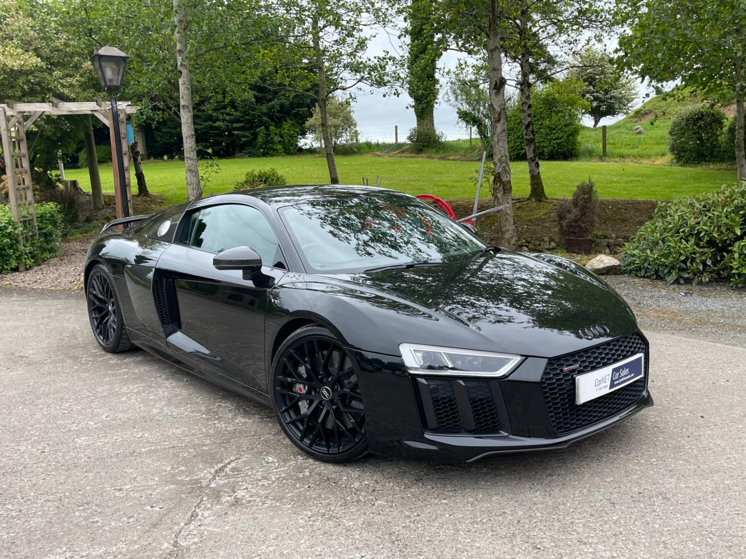 Audi R8 Listing Image