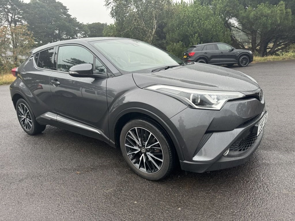 Toyota C-HR Listing Image