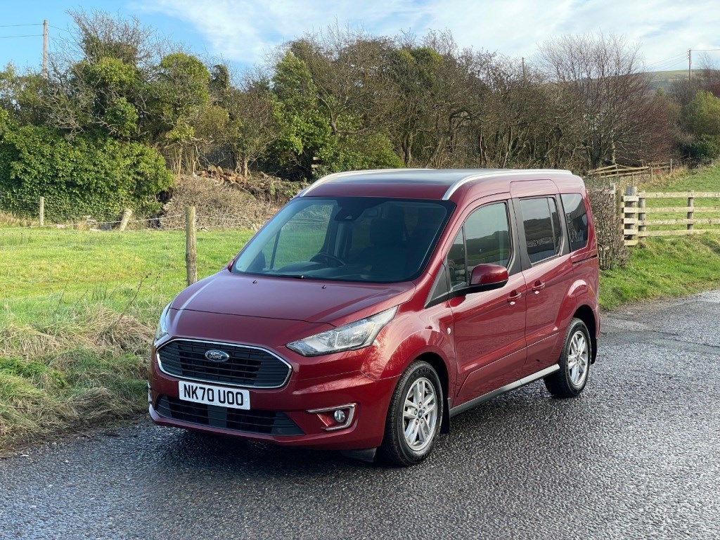 Ford Tourneo Connect Listing Image