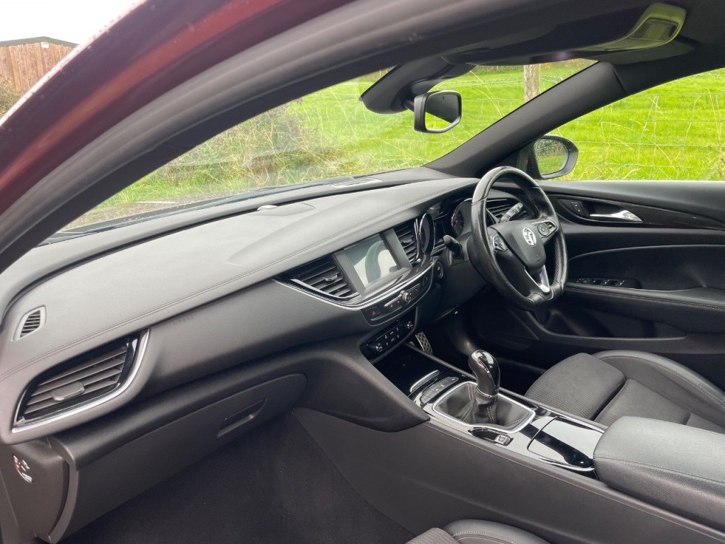 Vauxhall Insignia Listing Image