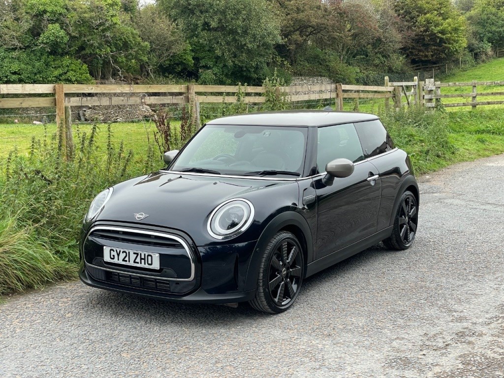 MINI Hatch Listing Image