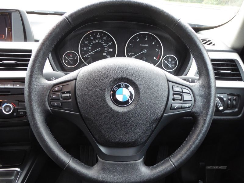 BMW 3 Series Listing Image