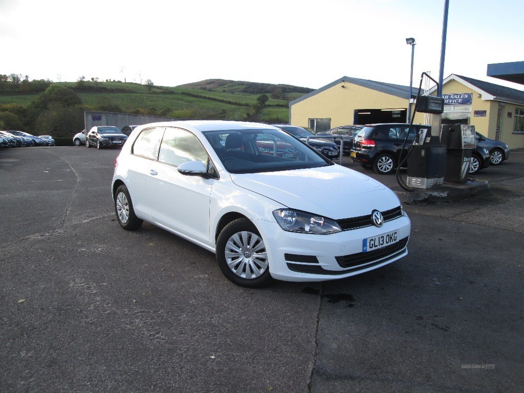 Volkswagen Golf Listing Image