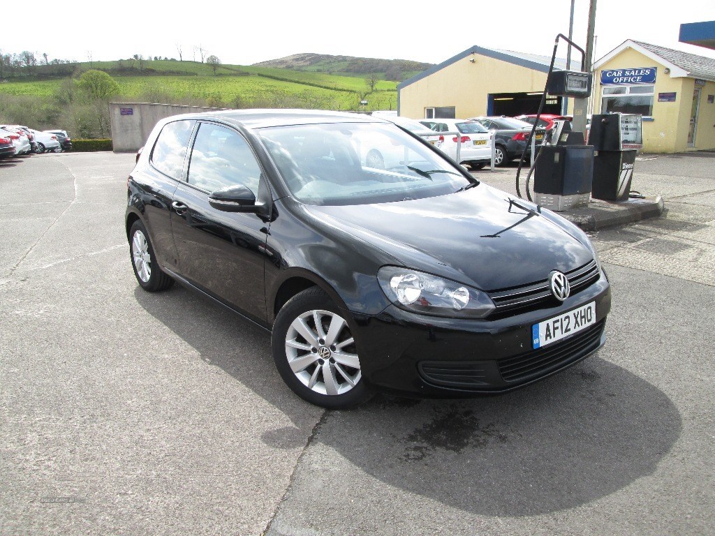 Volkswagen Golf Listing Image