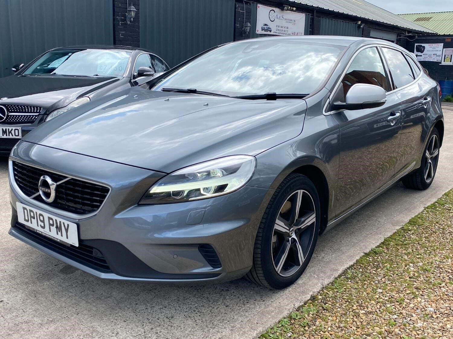 Volvo V40 Listing Image