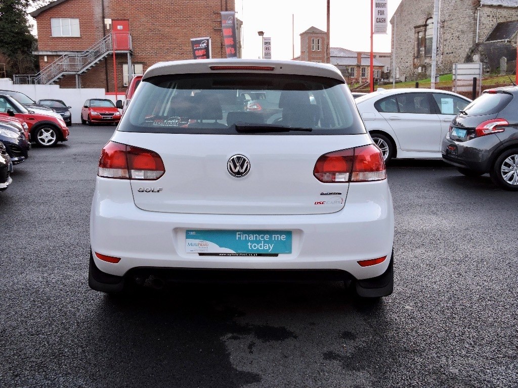 Volkswagen Golf Listing Image