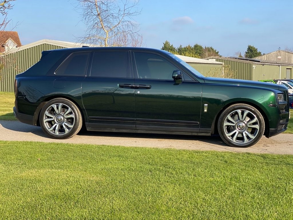 Rolls-Royce Cullinan Listing Image