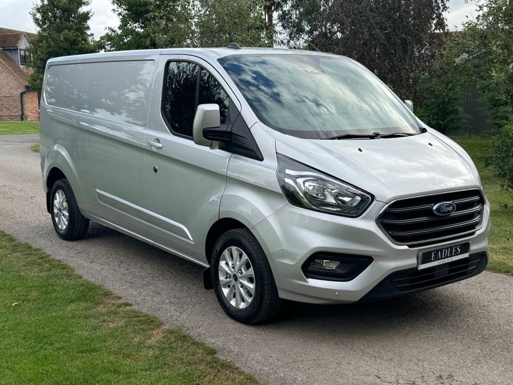 Ford Transit Custom Listing Image