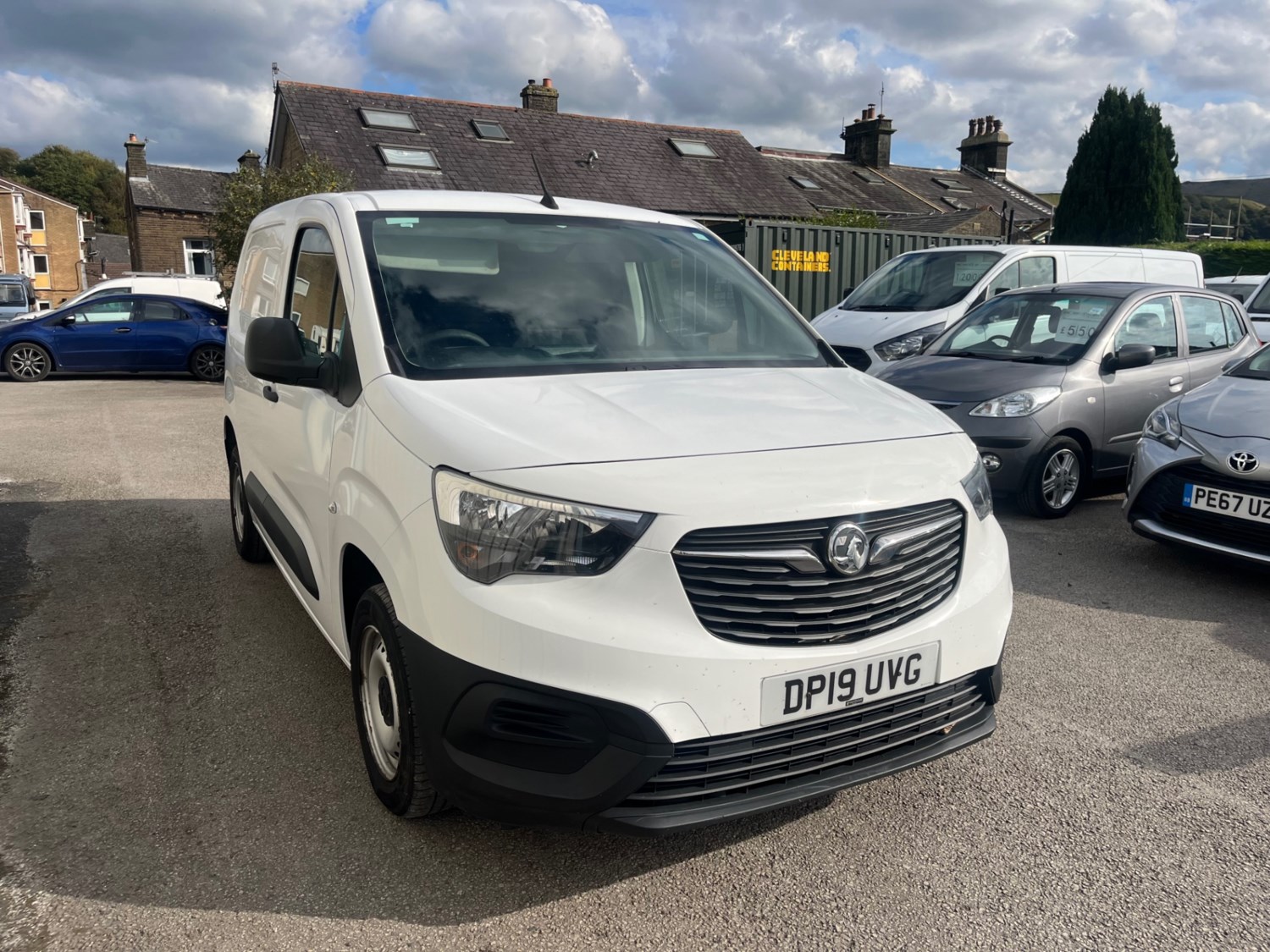 Vauxhall Combo Listing Image