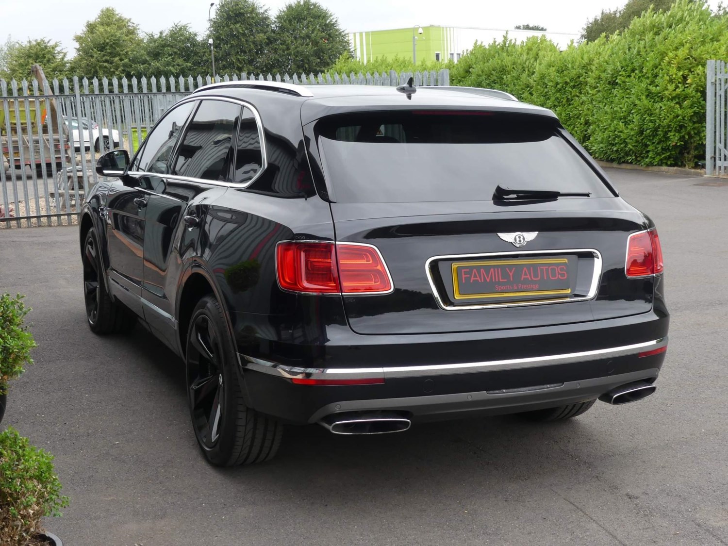 Bentley Bentayga Listing Image