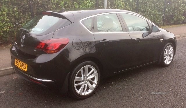 Vauxhall Astra Listing Image