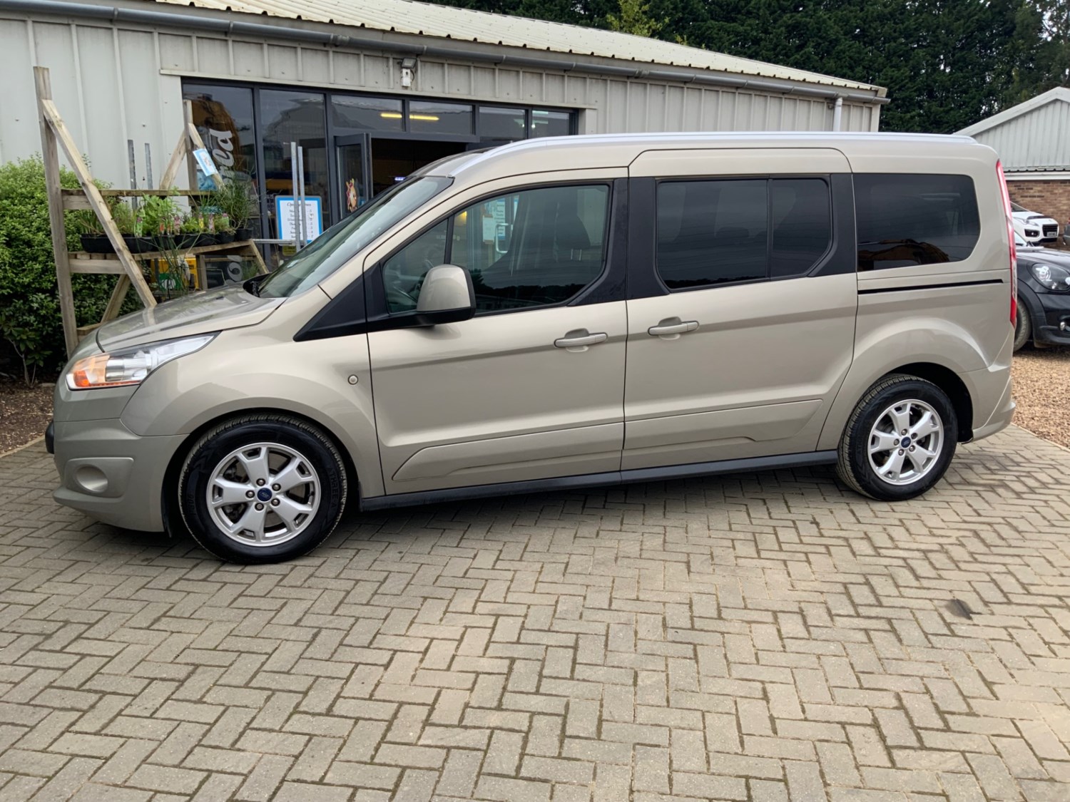 Ford Transit Listing Image