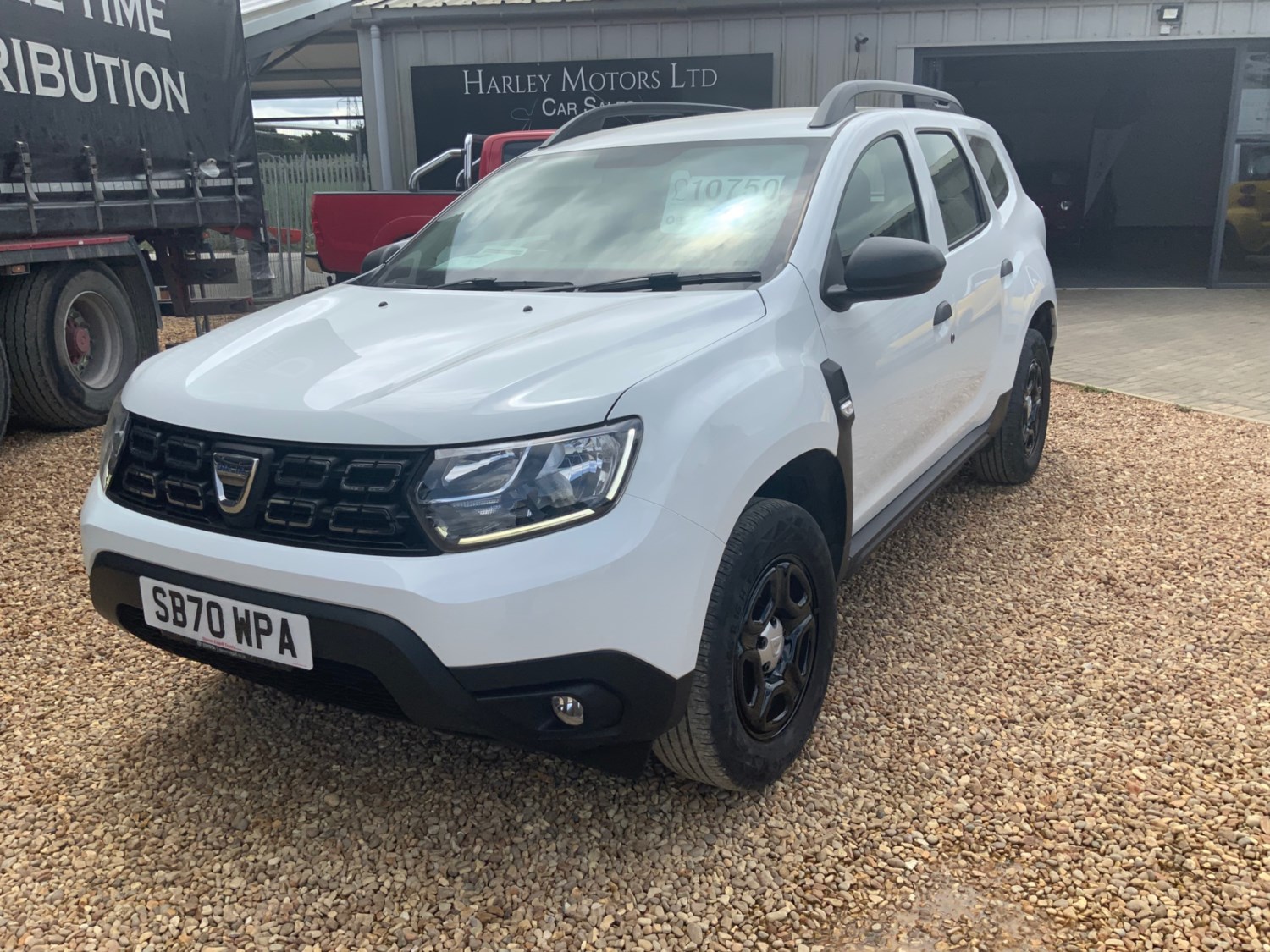 Dacia Duster Listing Image