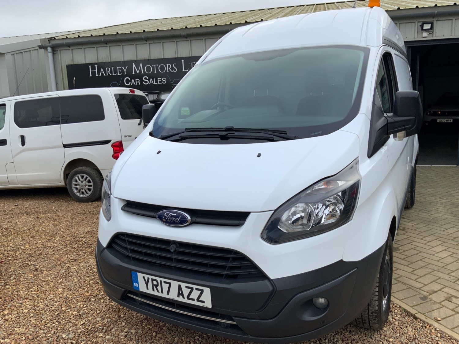 Ford Transit Custom Listing Image