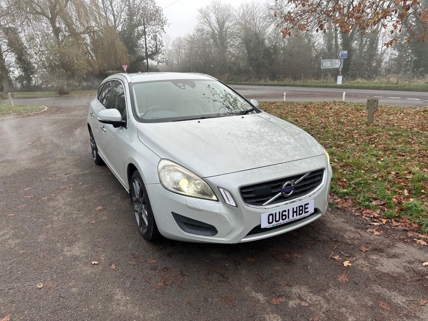 Volvo V60 Listing Image