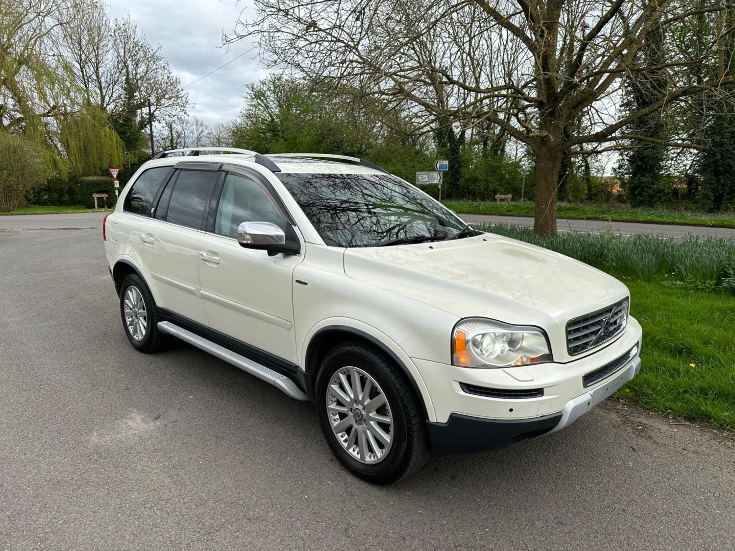 Volvo XC90 Listing Image