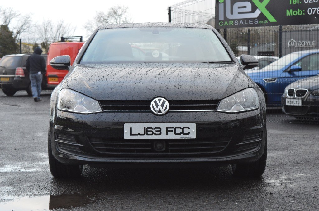 Volkswagen Golf Listing Image