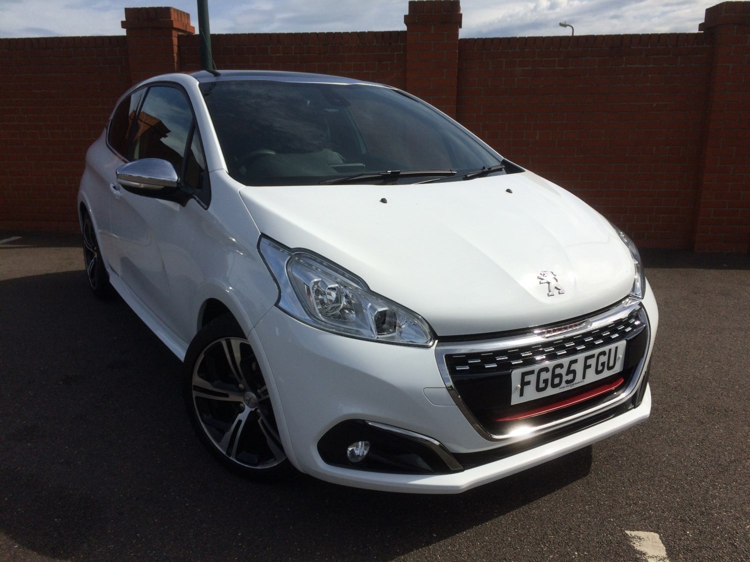 Peugeot 208 Listing Image