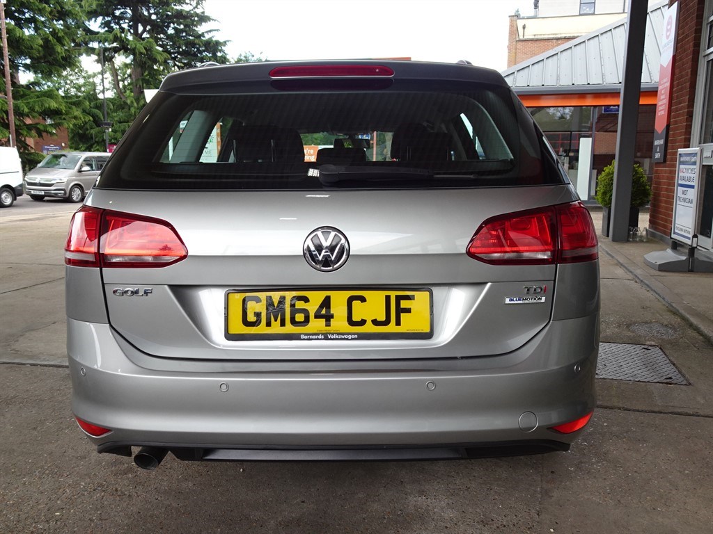 Volkswagen Golf Listing Image