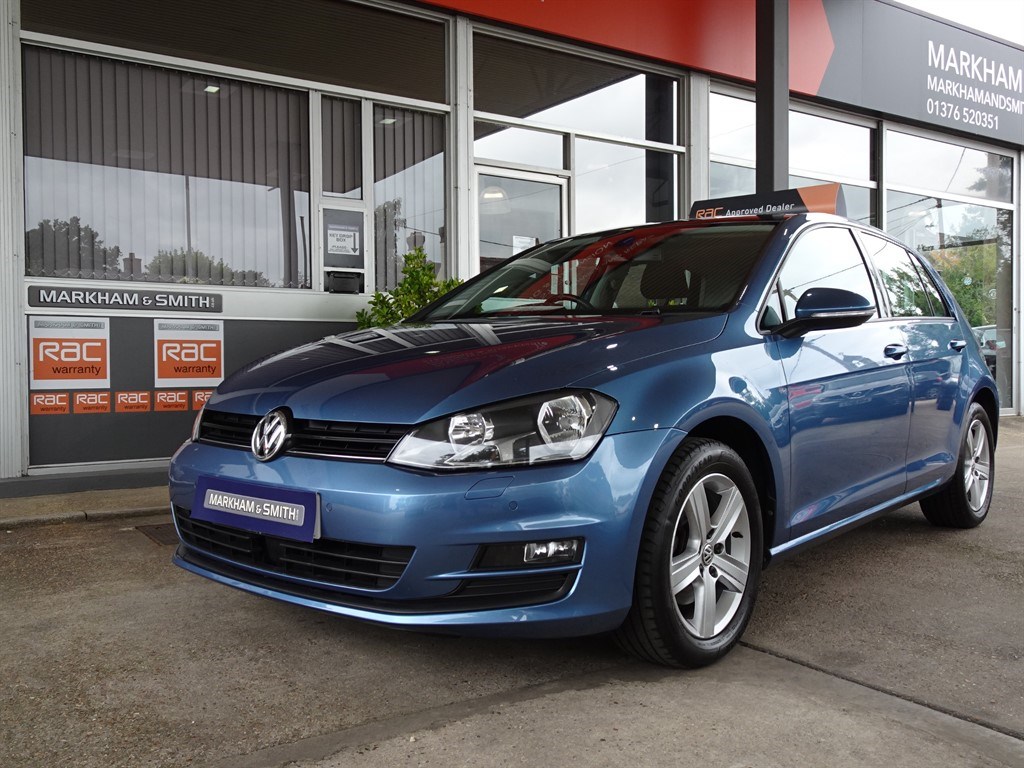 Volkswagen Golf Listing Image