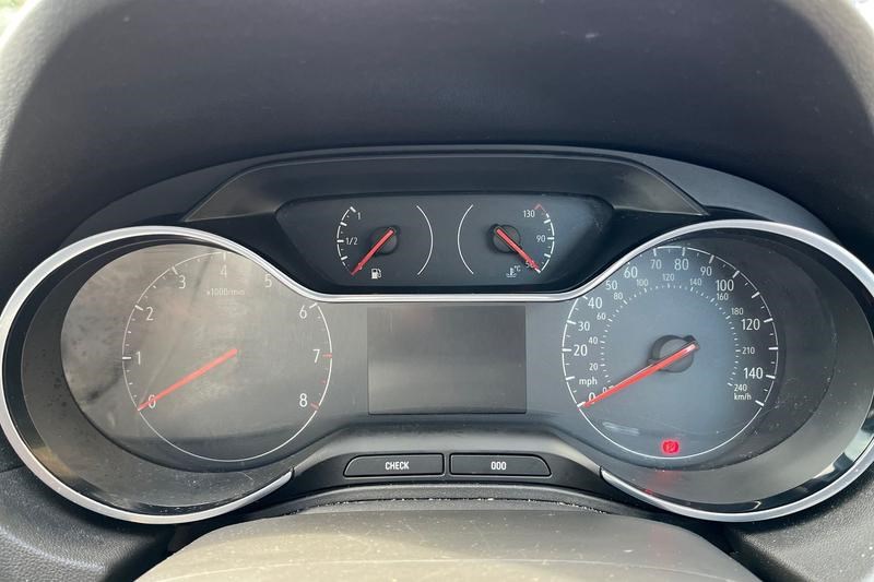 Vauxhall Grandland X Listing Image