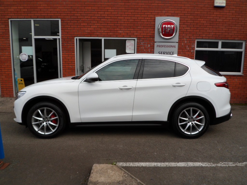 Alfa Romeo Stelvio Listing Image