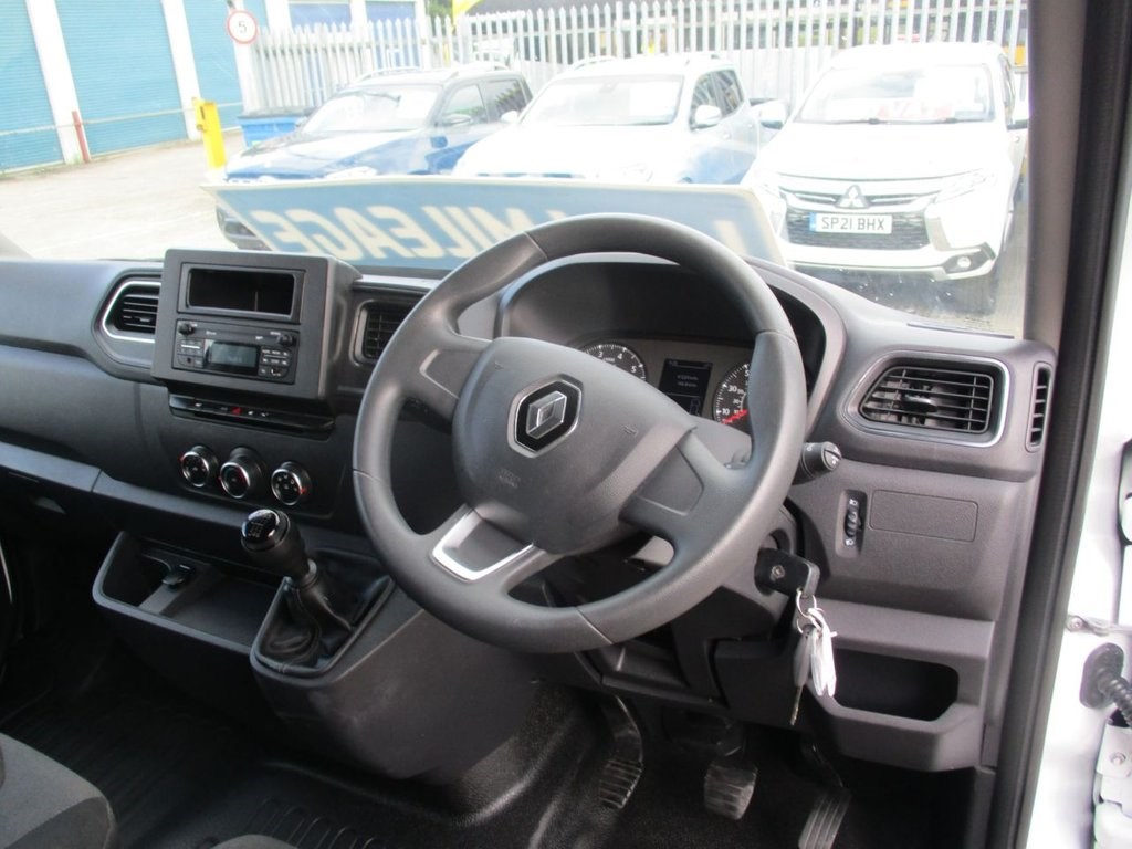 Renault Master Listing Image