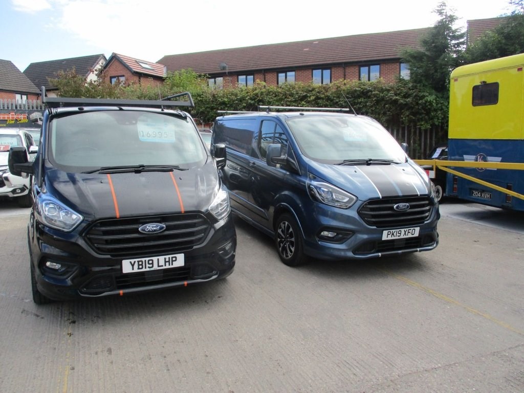 Ford Transit Custom Listing Image