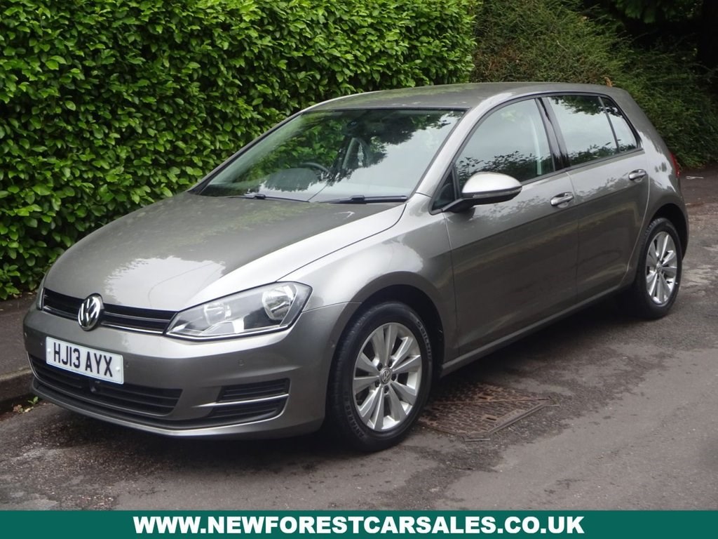 Volkswagen Golf Listing Image