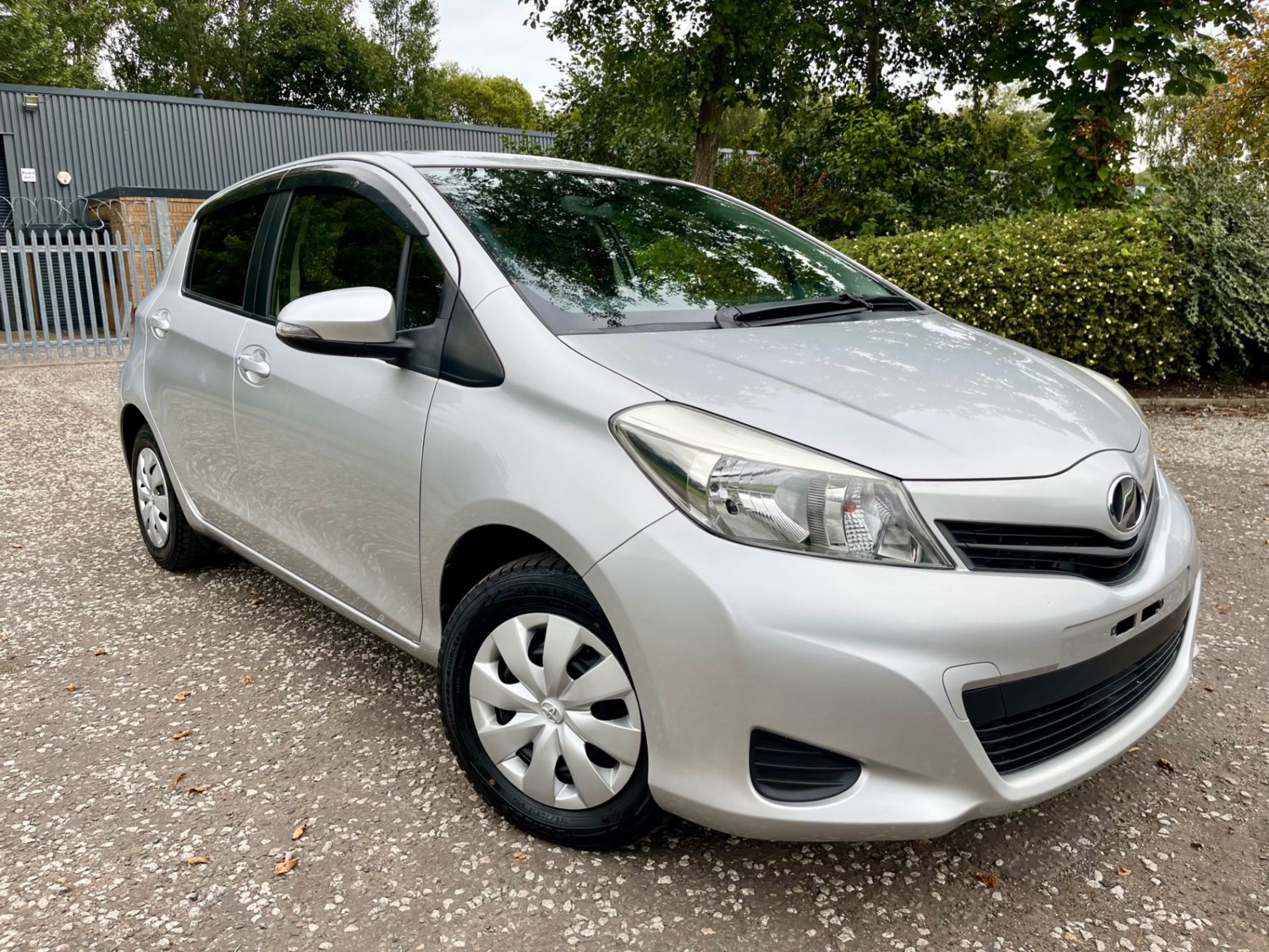 Toyota Yaris Listing Image