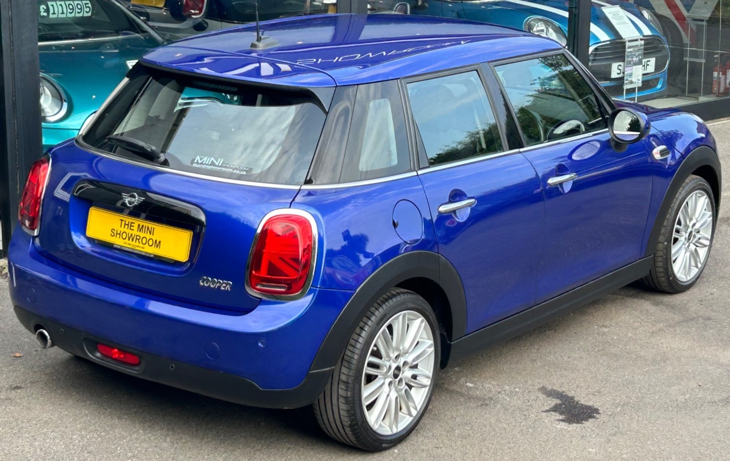 MINI Hatch Listing Image