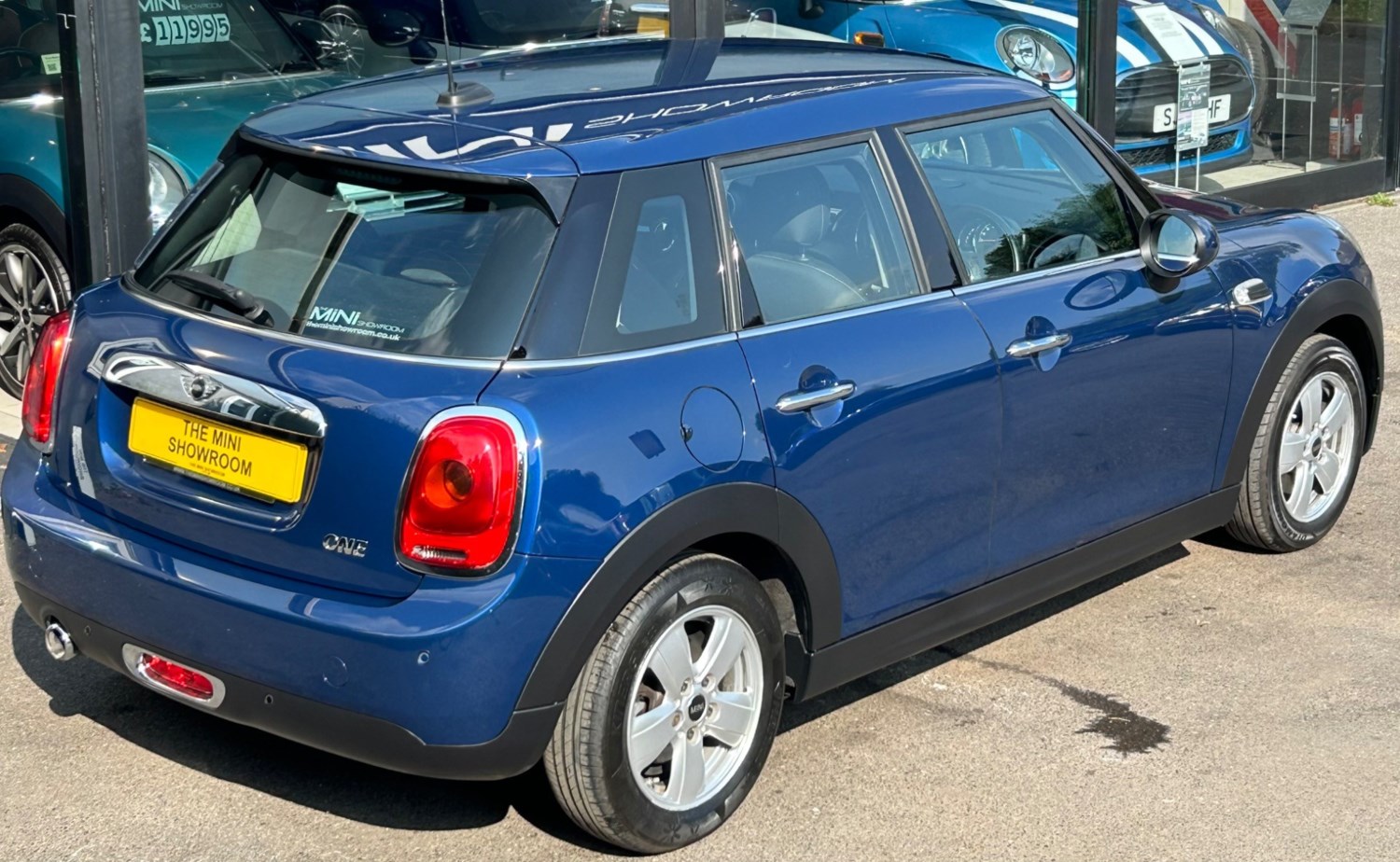 MINI Hatch Listing Image