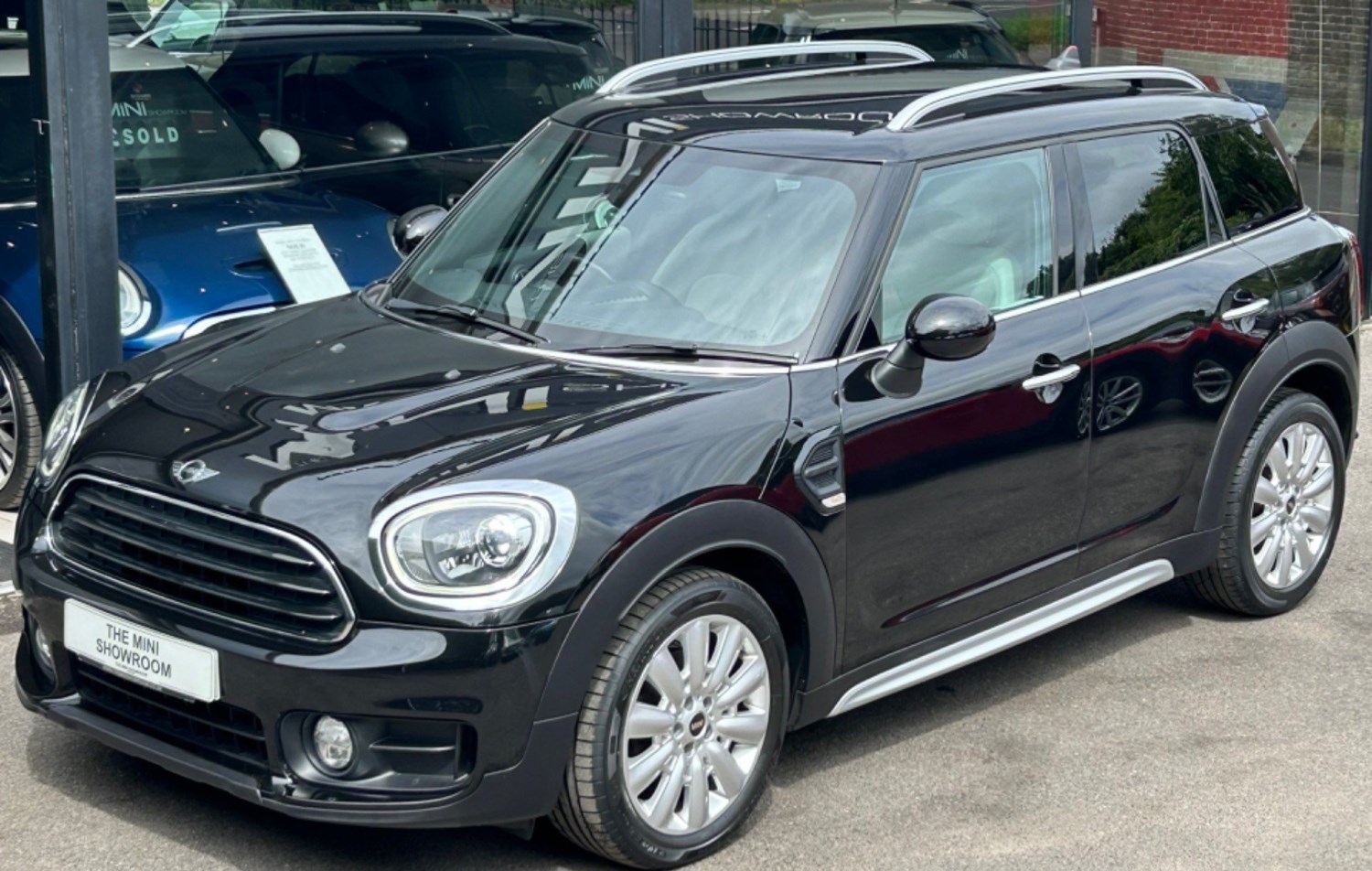 MINI Countryman Listing Image