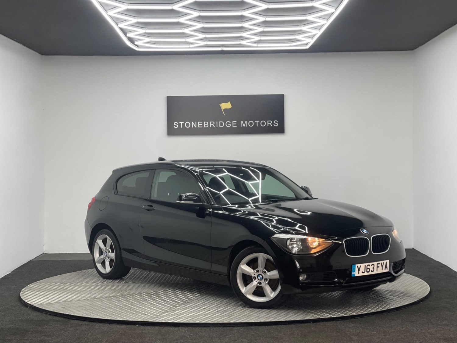 BMW 1 Series Listing Image