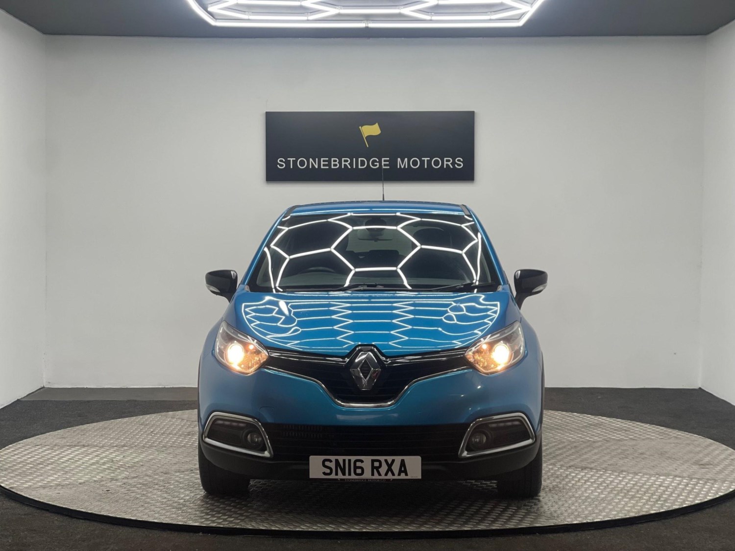 Renault Captur Listing Image