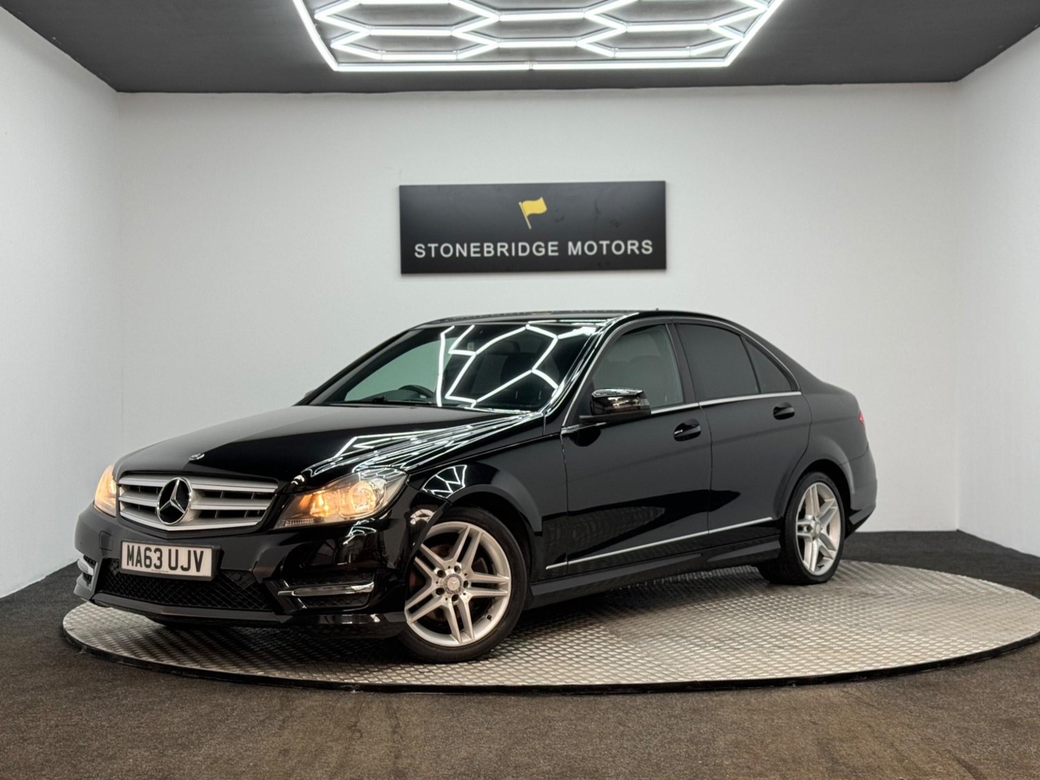 Mercedes-Benz C-Class Listing Image